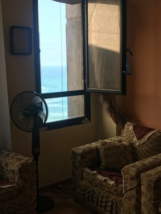 Cozy New 2 Bd Amazing Beach View Next To Hilton Hotel Family Only !العائلات فقط อเล็กซานเดรีย ภายนอก รูปภาพ