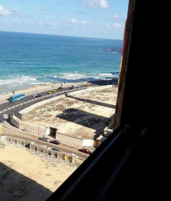 Cozy New 2 Bd Amazing Beach View Next To Hilton Hotel Family Only !العائلات فقط อเล็กซานเดรีย ภายนอก รูปภาพ